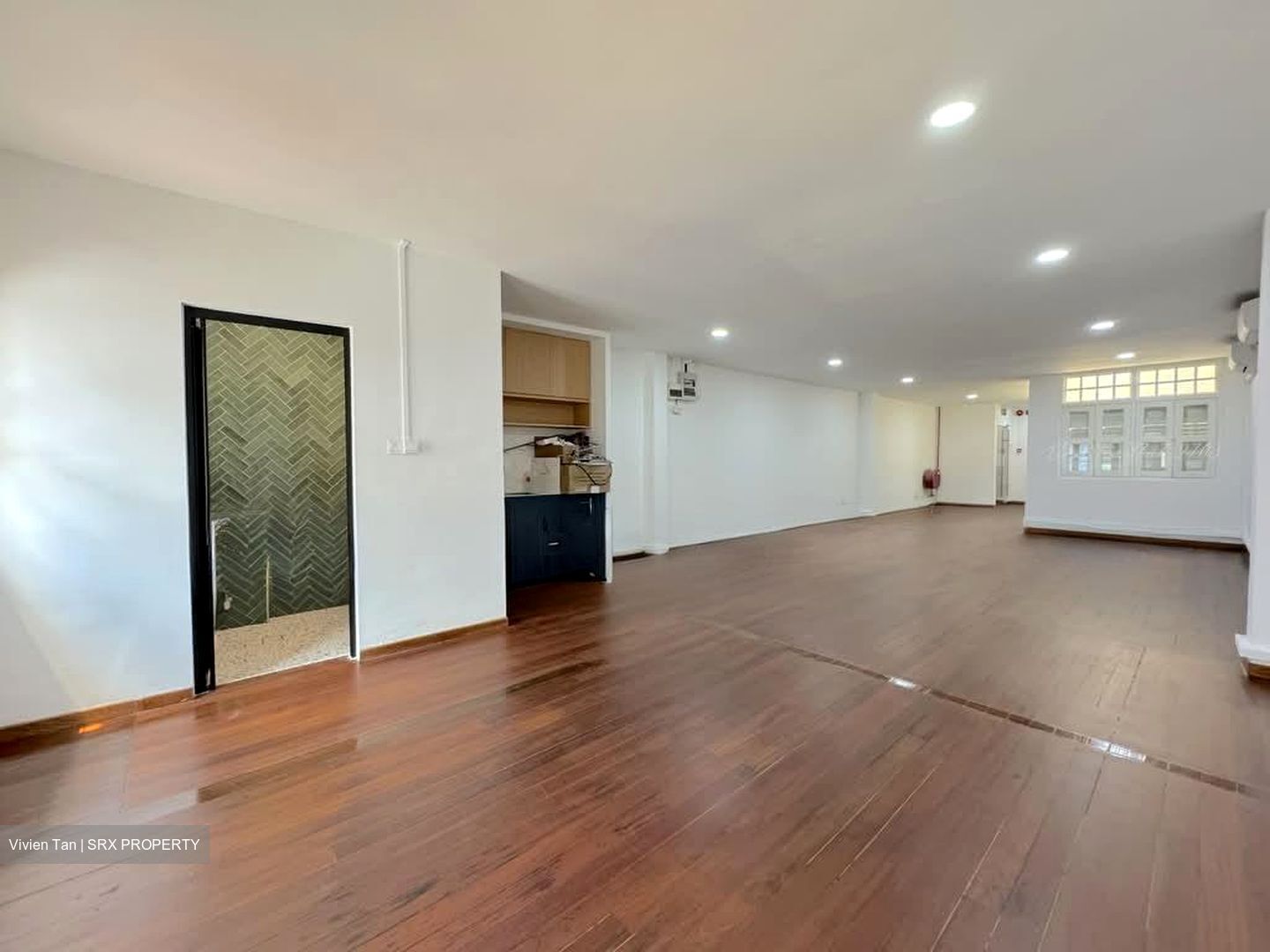 Tanjong Pagar Road (D2), Shop House #575457501